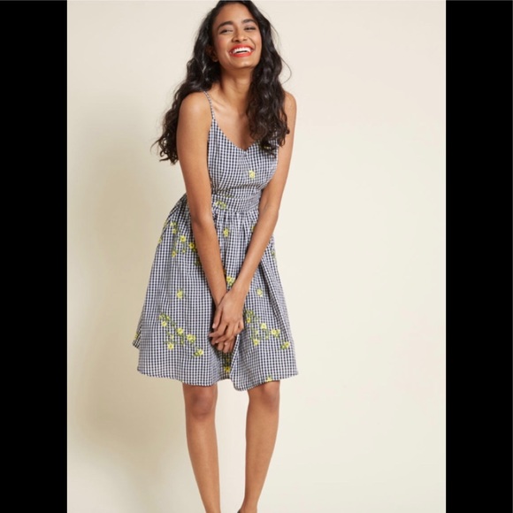 Gorgeous Outdoor Glory Sundress - Picture 6 of 11